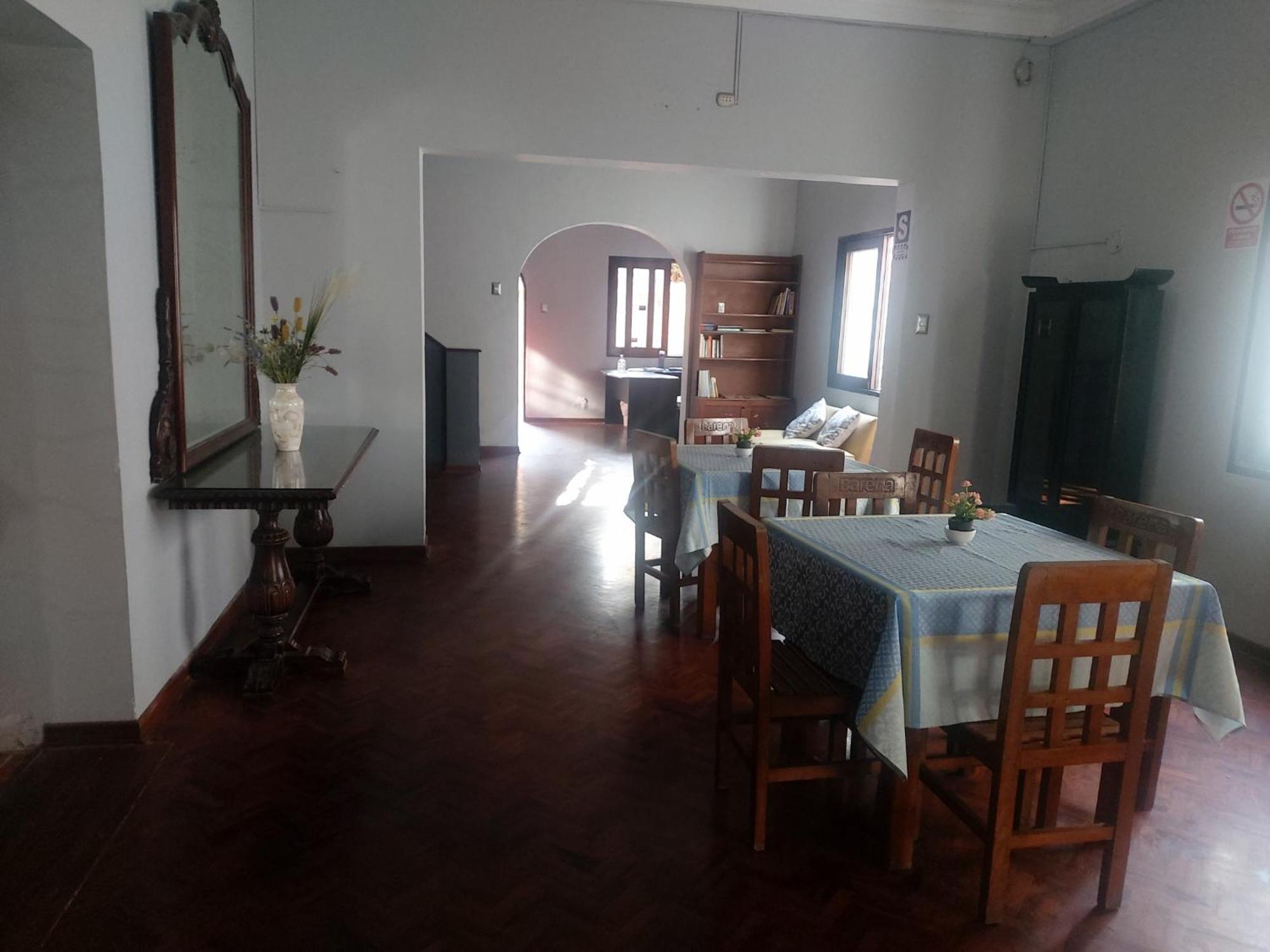 Global Family Backpackers Hostel Lima Buitenkant foto